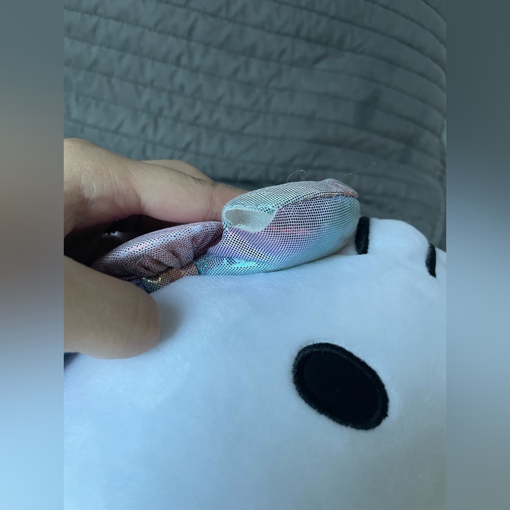 Hello Kitty Backpack/Stuffed Animal - Picture 5 of 5